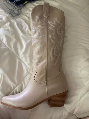 SHEIN Cream Faux-Leather Knee-High Western Boots